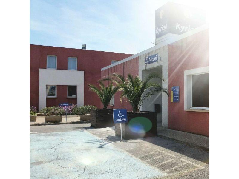 Kyriad Sète - Balaruc Bagian luar foto